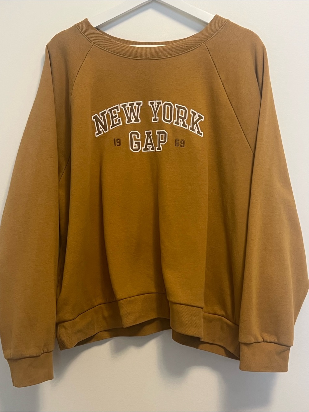 GAP New York Crewneck Sweatshirt